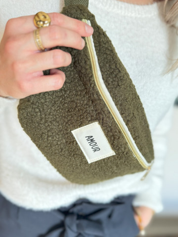 Pochette banane AMOUR
