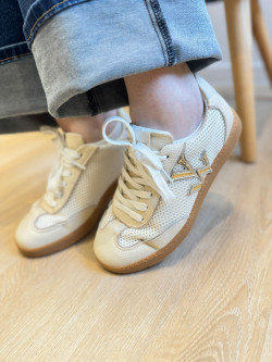 Baskets AURA - Vanessa Wu